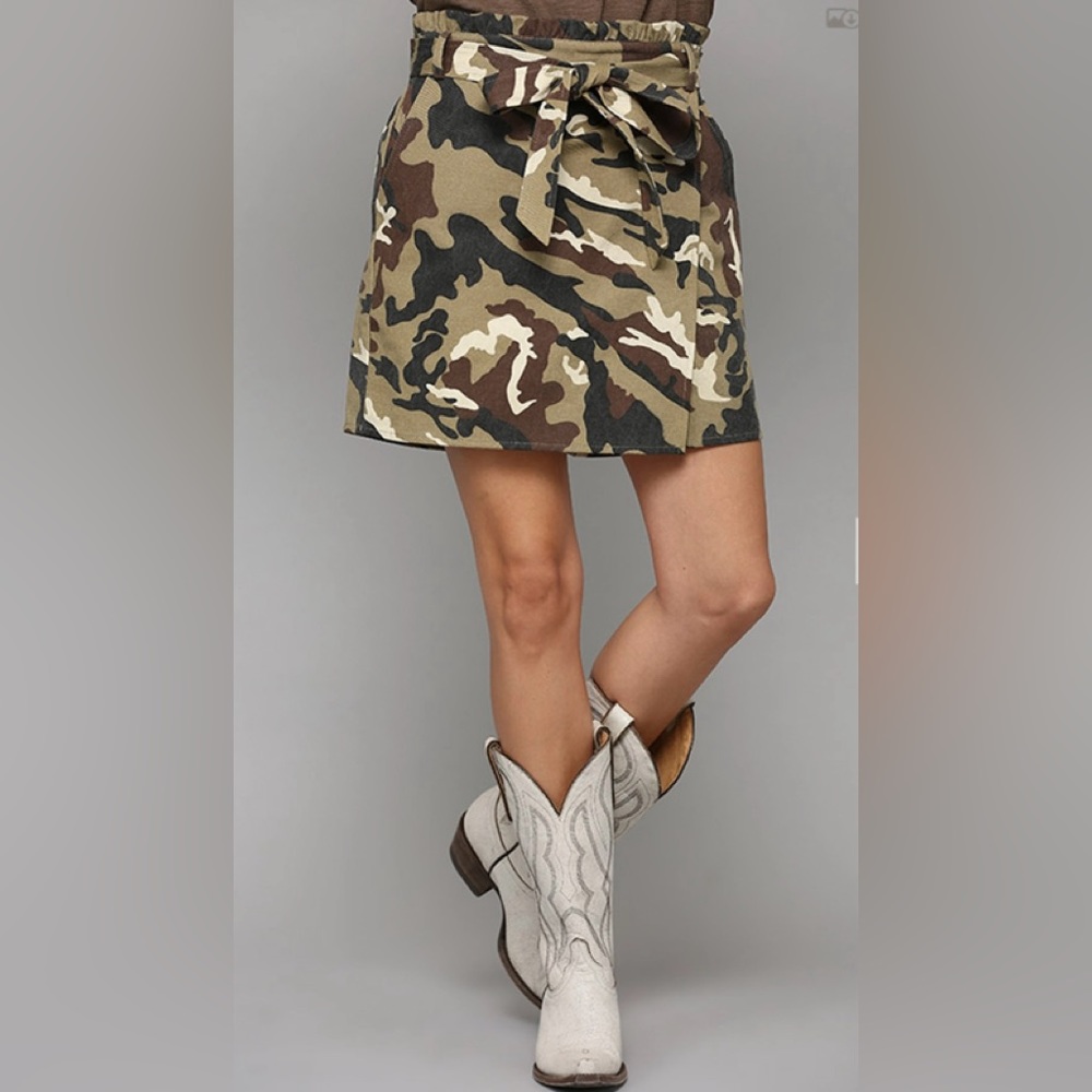 Camo Denim and Front Double Skort with Self Tie - Picture 3 of 5